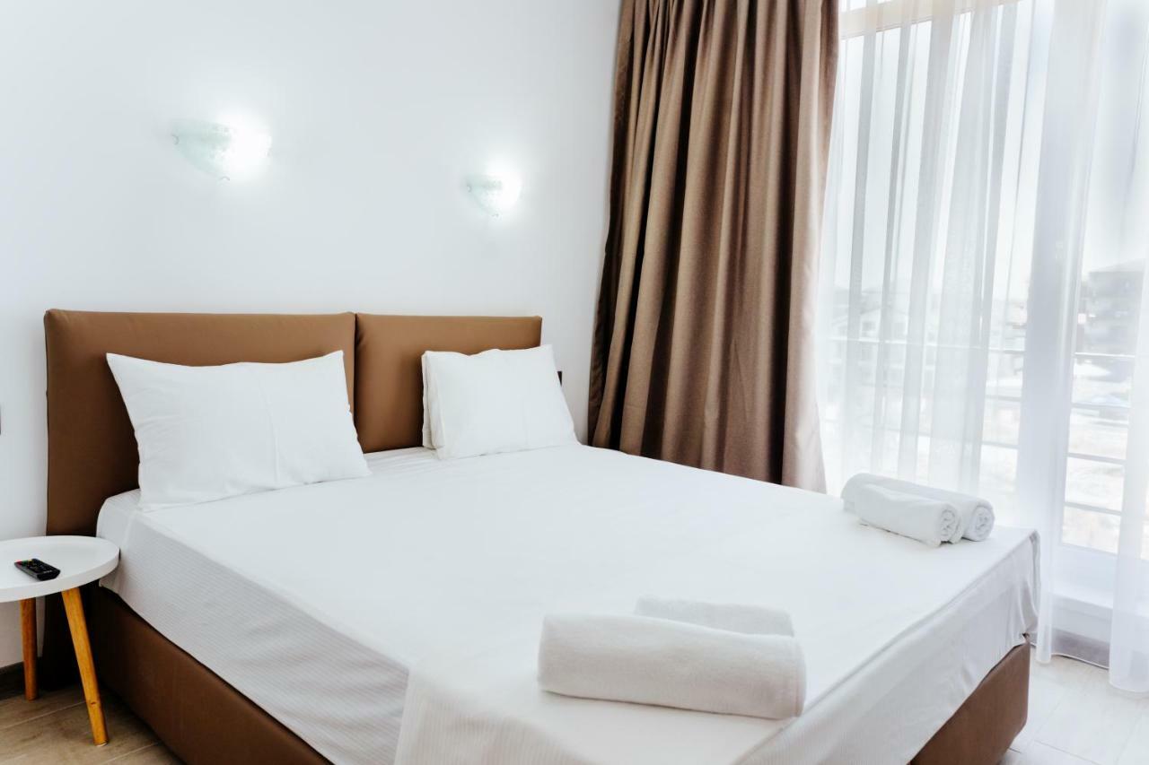Alezzi Beach Resort Navodari Ngoại thất bức ảnh