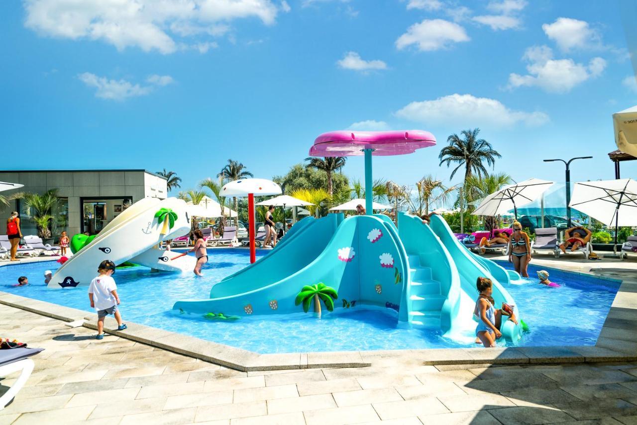 Alezzi Beach Resort Navodari Ngoại thất bức ảnh